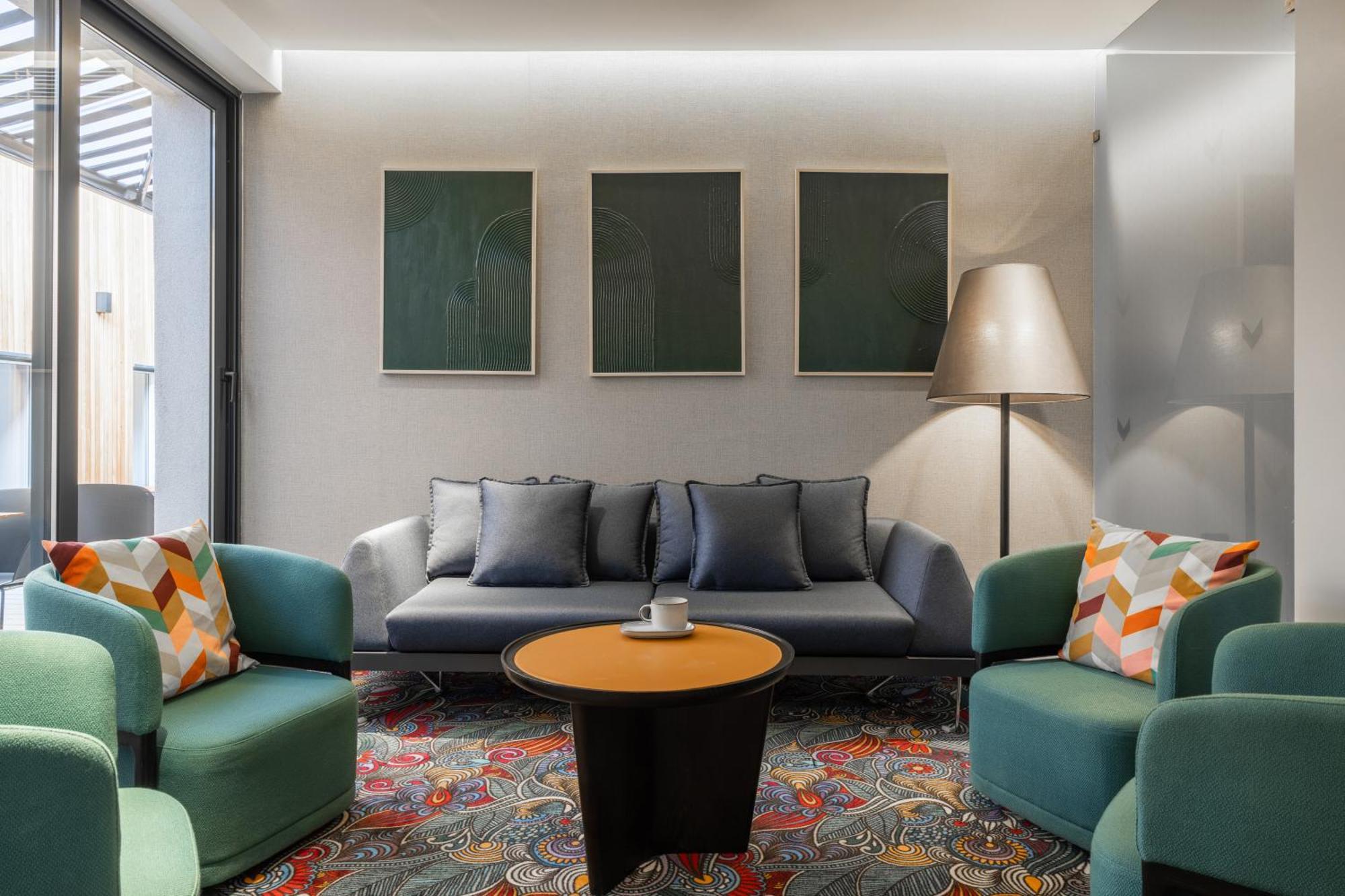Hotel Square By Margo Pristina Exteriör bild
